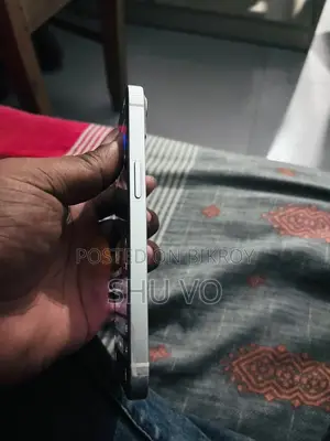 অ্যাপল আইফোন ১৩ ১২৮ জিবি হোয়াইট