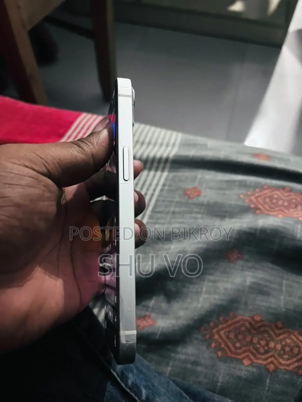 অ্যাপল আইফোন ১৩ ১২৮ জিবি হোয়াইট