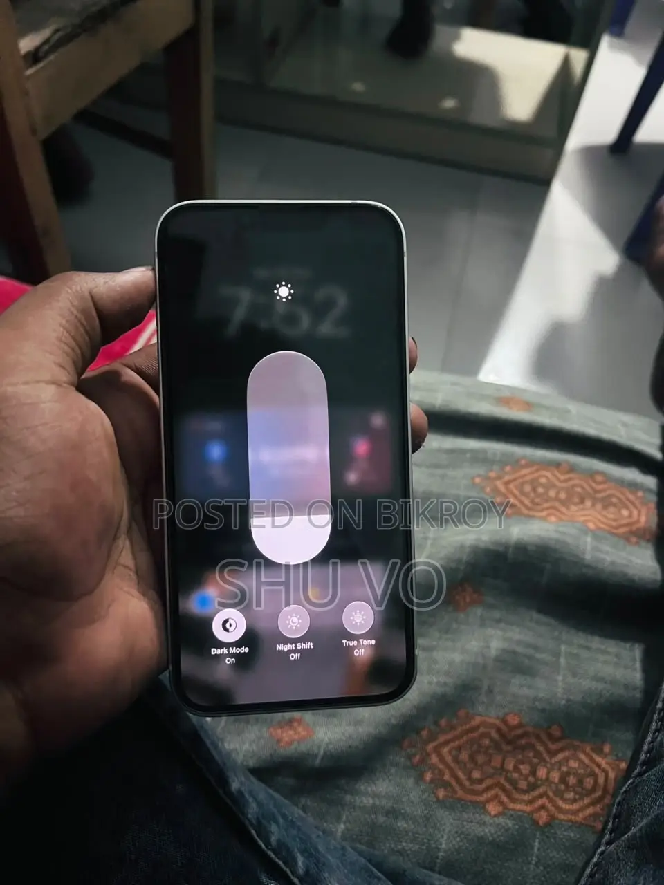 অ্যাপল আইফোন ১৩ ১২৮ জিবি হোয়াইট