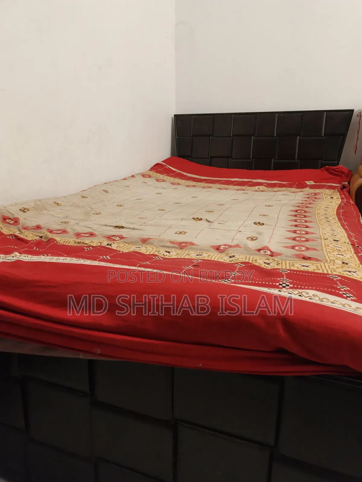 ফার্নিচার বিক্রি করা হবে