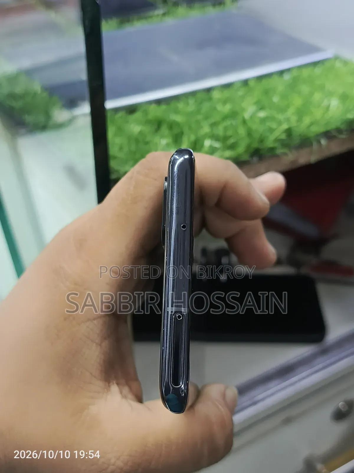 স্যামসাং গ্যালাক্সি এস২০+ ১২৮ জিবি ব্ল্যাক