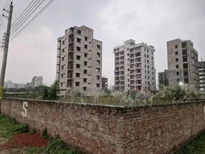 আফতাবনগর ব্লক এ সেক্টর ২ রোড ২ দক্ষিণ মুখি ১০.৫ কাঠার প্লট বিক্রি হবে