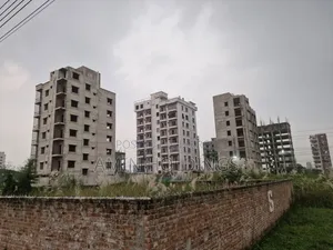 আফতাবনগর ব্লক এ সেক্টর ২ রোড ২ দক্ষিণ মুখি ১০.৫ কাঠার প্লট বিক্রি হবে