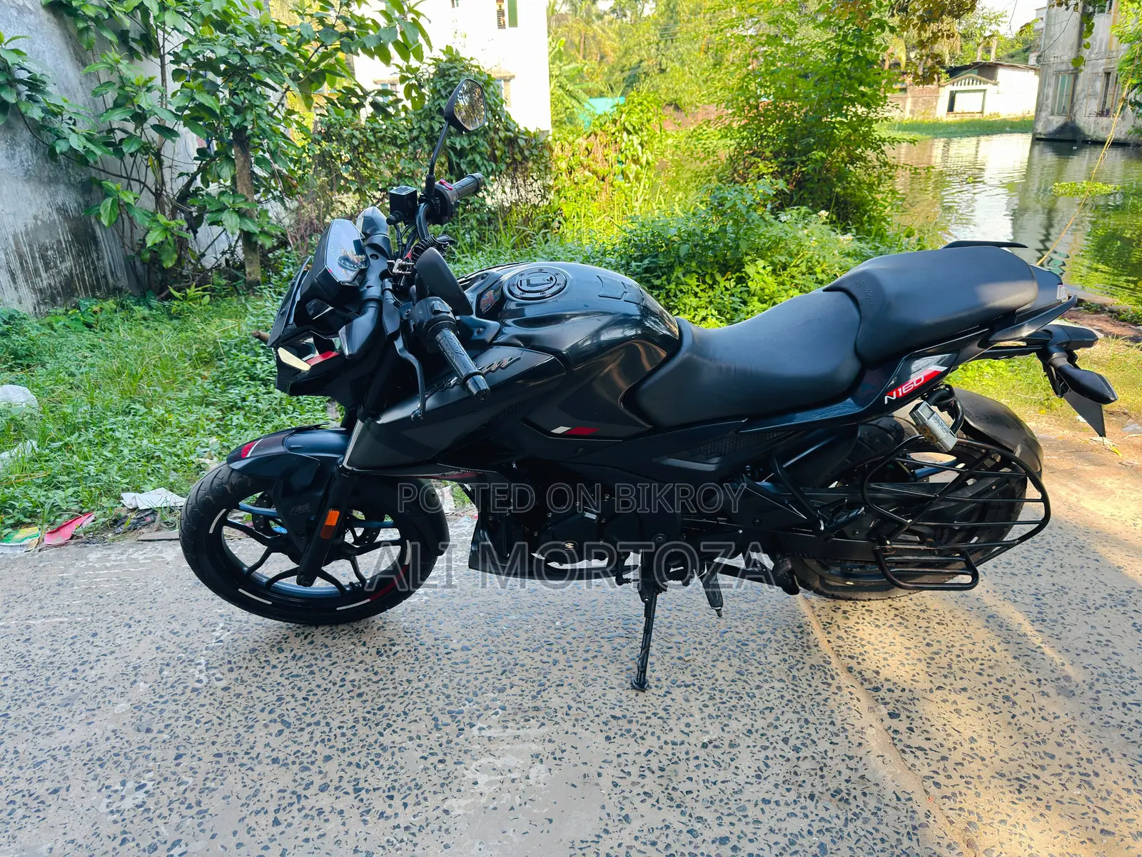 বাজাজ পালসার এন১৬০ ২০২৩