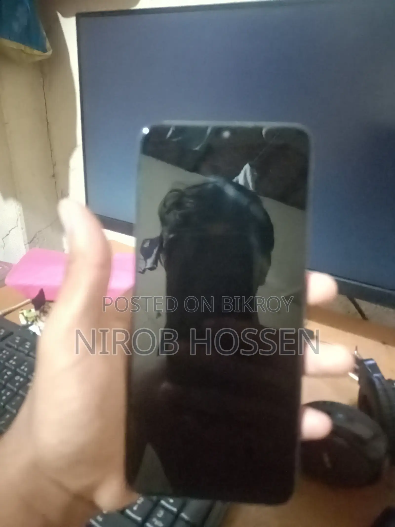 রিয়েলমি ১১ ১২৮ জিবি ব্ল্যাক