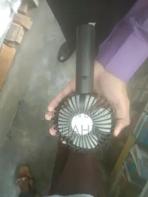 পোর্টেবল হ্যান্ড ফ্যান