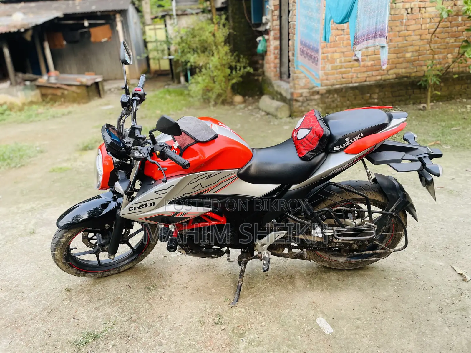Suzuki Gixxer 2023 Orange