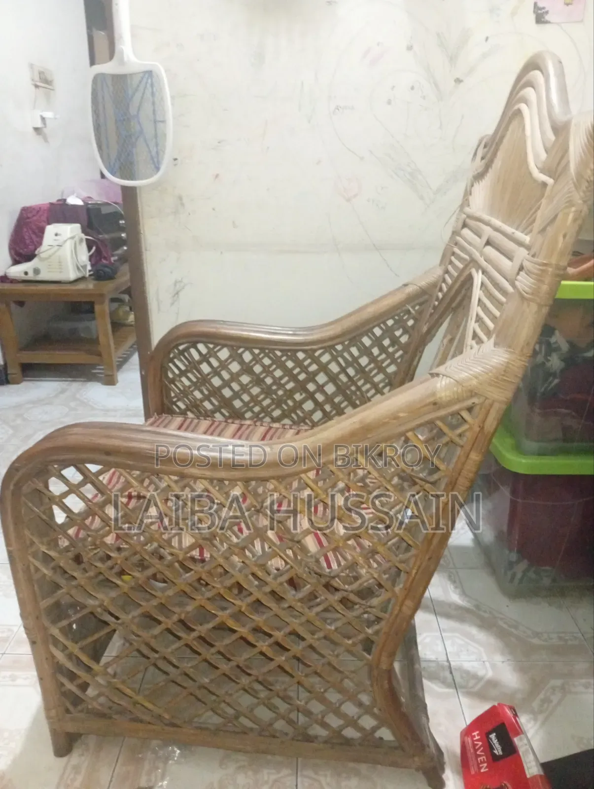 3+1+1 seater used cane sofa will be sold without foam.