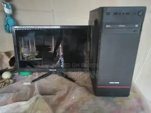 Desktop Computer Asus 8GB Intel Core i3 HDD 500GB