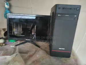 Desktop Computer Asus 8GB Intel Core i3 HDD 500GB