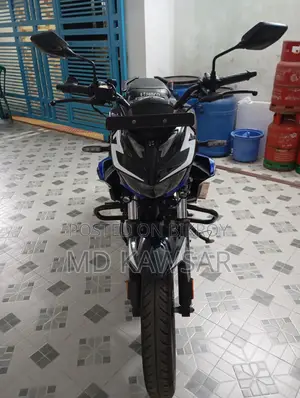 নতুন হিরো এক্সট্রিম ১২৫আর ২০২৫ নীল
