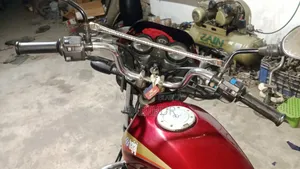 Bajaj 2006 Red