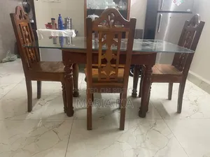 ডাইনিং টেবিল সেট