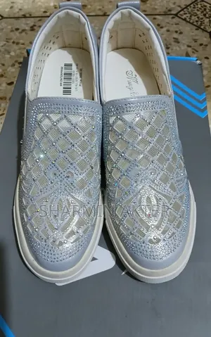Wedge Sneaker