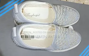 Wedge Sneaker