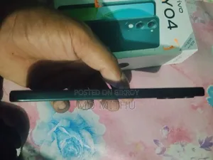 Vivo Y04 64 GB Black
