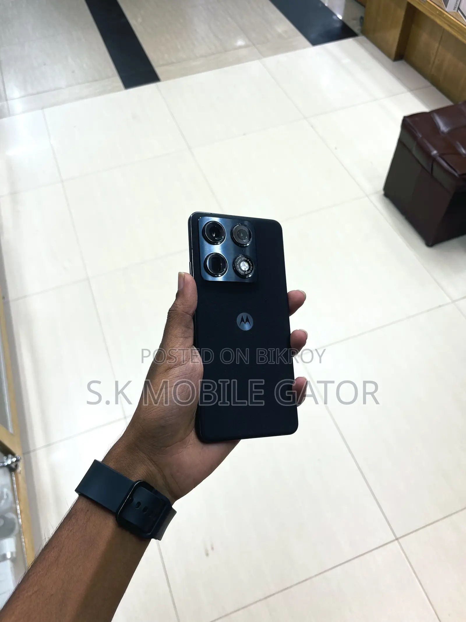 Motorola 256 GB Black
