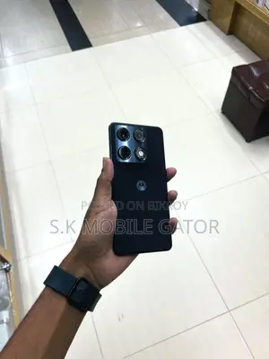 Motorola 256 GB Black