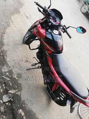 Honda Livo 2024 Red