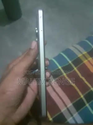 টেকনো স্পার্ক ৪০ ১২৮ জিবি গ্রে