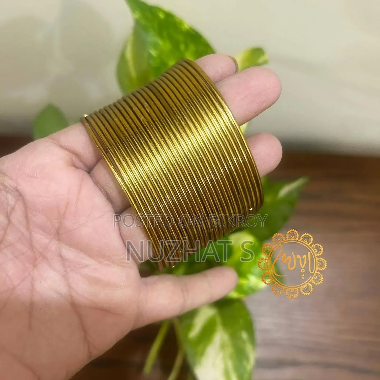 Ornaments, Metal Bangles