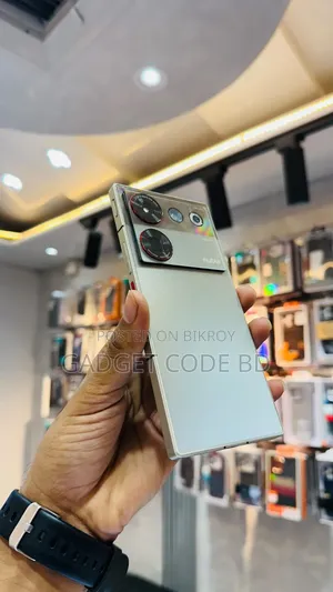 জেডটিই নুবিয়া জেড৫০ আল্ট্রা ৫১২ জিবি