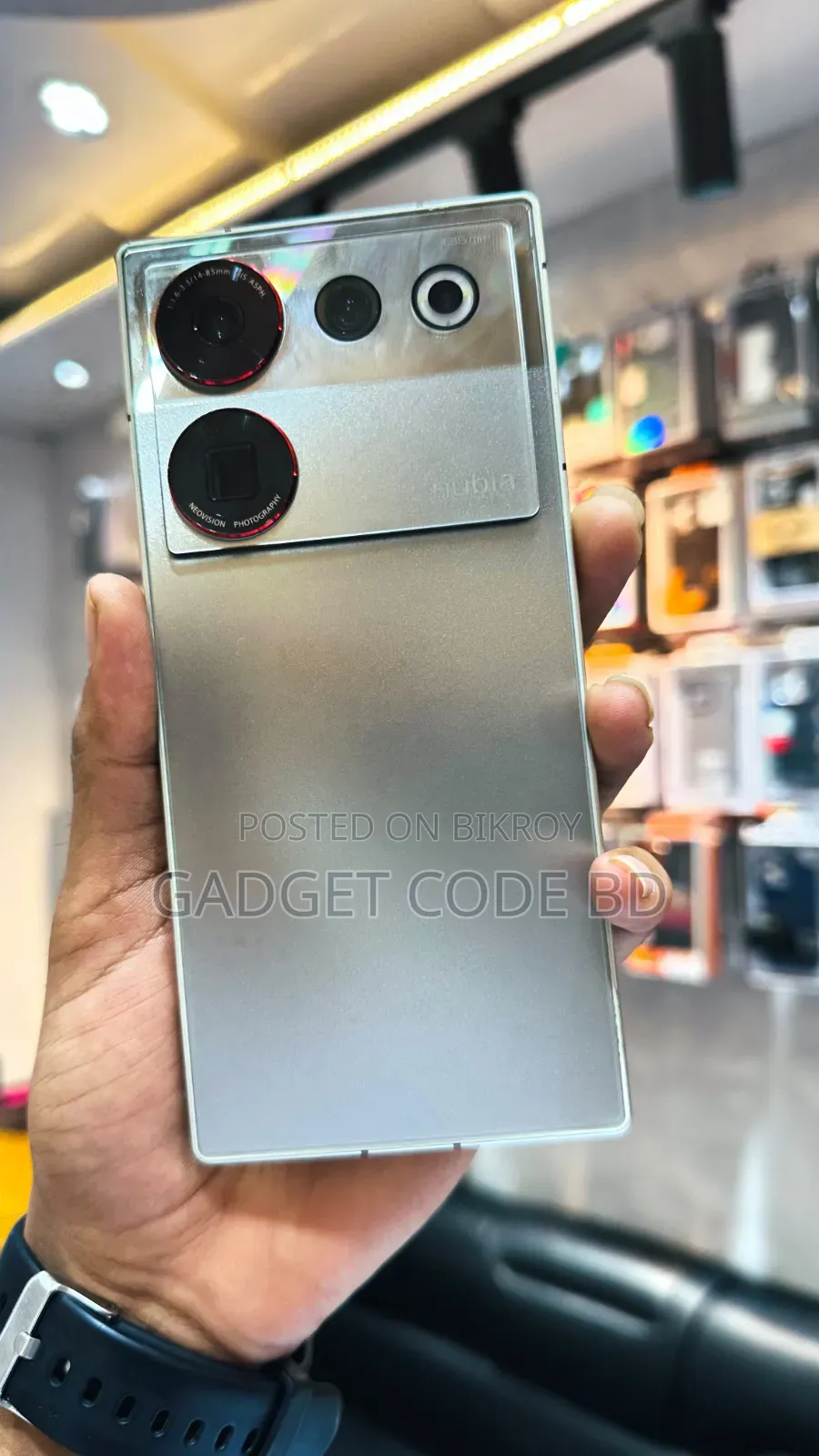 জেডটিই নুবিয়া জেড৫০ আল্ট্রা ৫১২ জিবি
