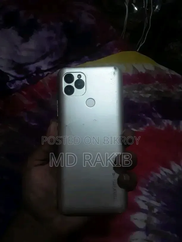 ম্যাক্সিমাস ৩২ জিবি গোল্ড