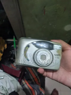 Vintage Film Camera Wizen Z-80 Zoom Fully Working