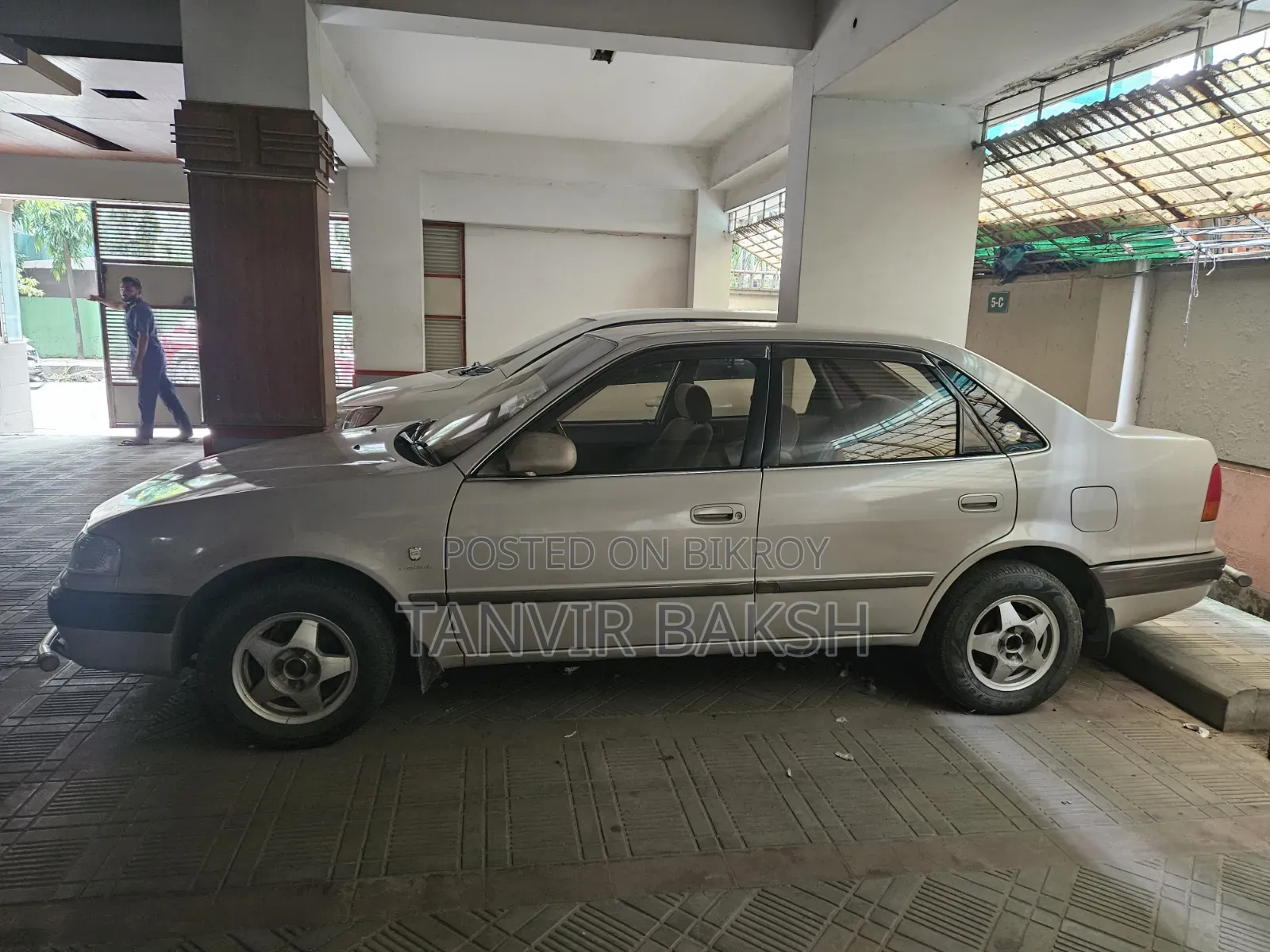Toyota Sprinter 1997 Silver