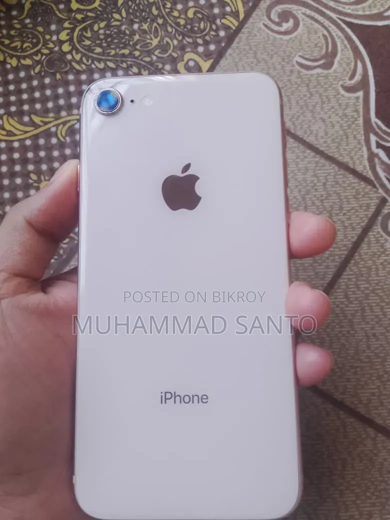 Apple iPhone 8 64 GB White