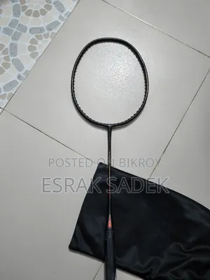 ব্যাডমিন্টন র‍্যাকেট
