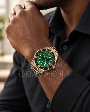 Stylish Green Dial Luxury Design Metal Watch