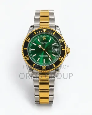 Stylish Green Dial Luxury Design Metal Watch