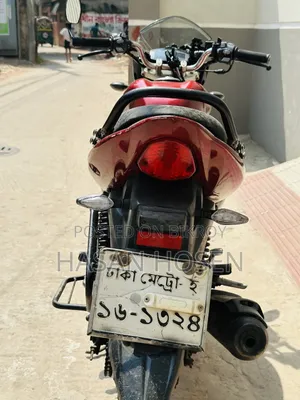 Suzuki Hayate 2015 Red