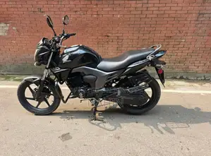 Honda CB 2017 Black