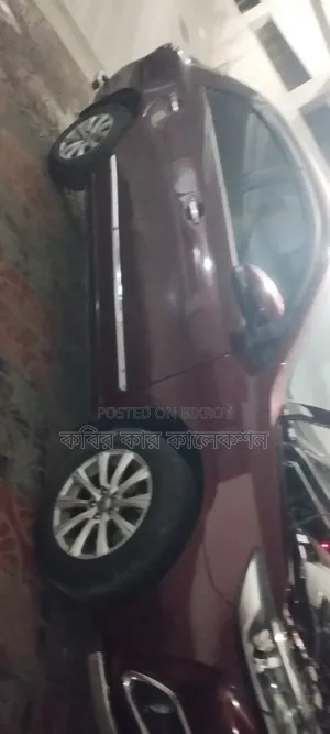 টয়োটা প্রিমিও ২০১০ মারুন