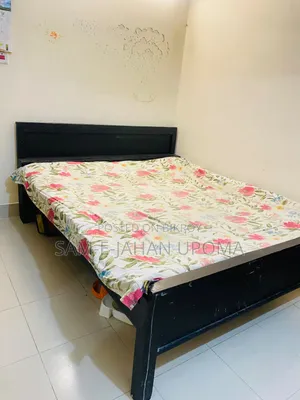 মেহগনি কাঠের খাট