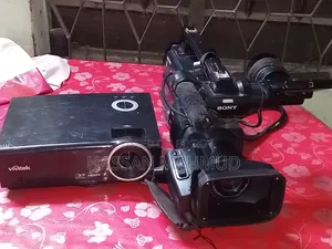 Projector & Sony Camera
