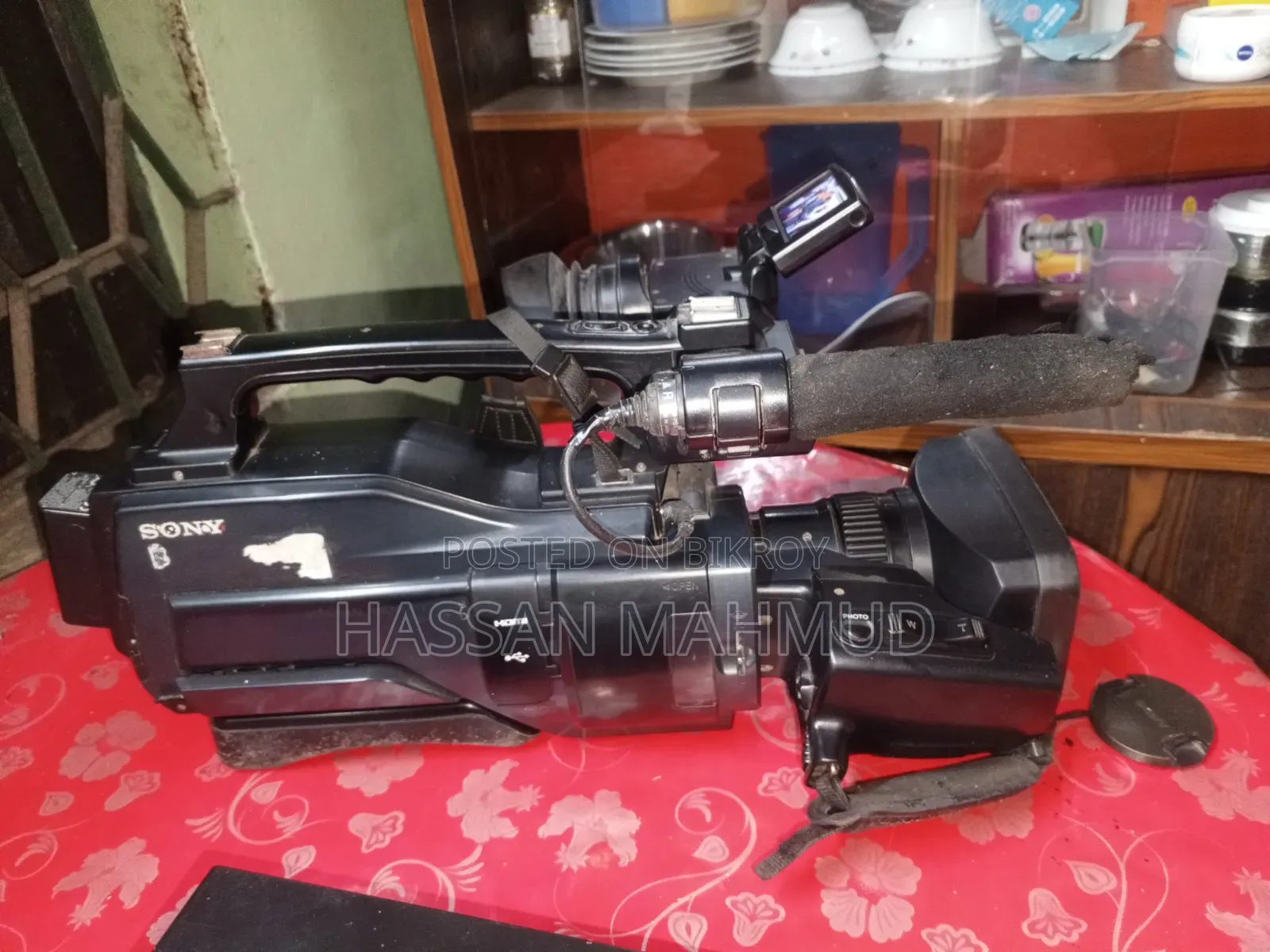 Projector & Sony Camera
