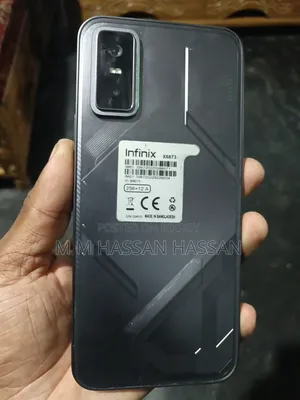 ইনফিনিক্স জিটি ৩০ প্রো ৫জি ২৫৬ জিবি কালো