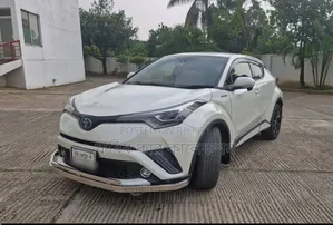 Toyota C-HR 2019 Pearl
