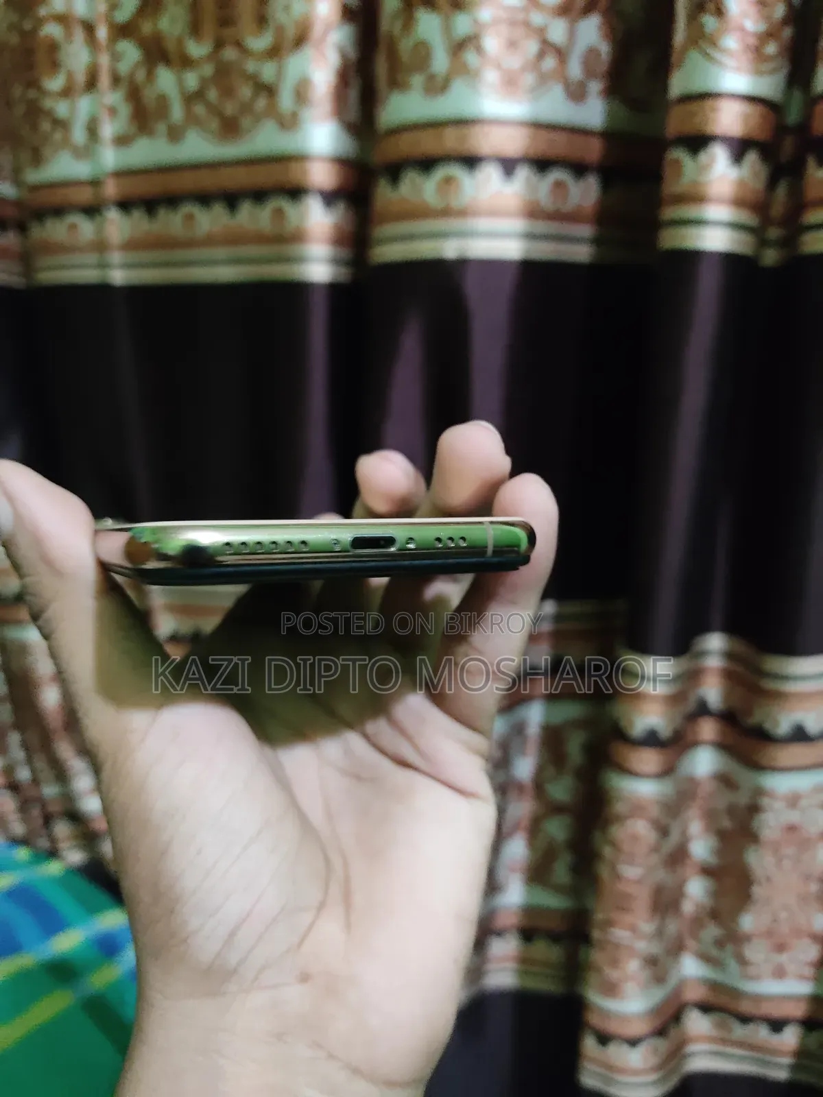 অ্যাপল আইফোন এক্সএস ২৫৬ জিবি গোল্ড