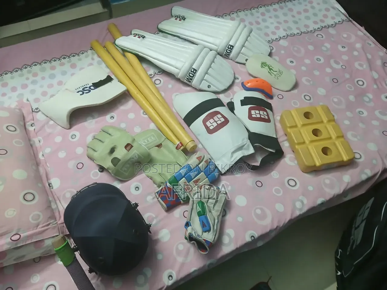 Cricket Set