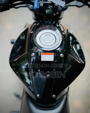 Suzuki 2025 Black