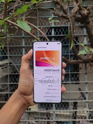 iQOO 256 GB Black