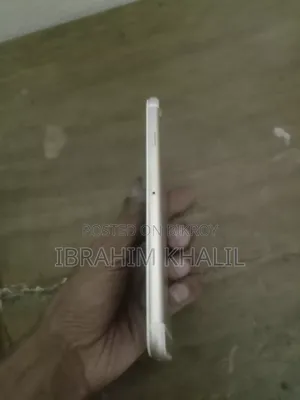 Apple iPhone 6 16 GB White