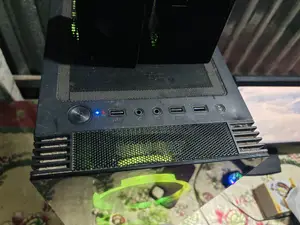 Desktop Computer HP 8GB Intel Core i5 SSD 256GB