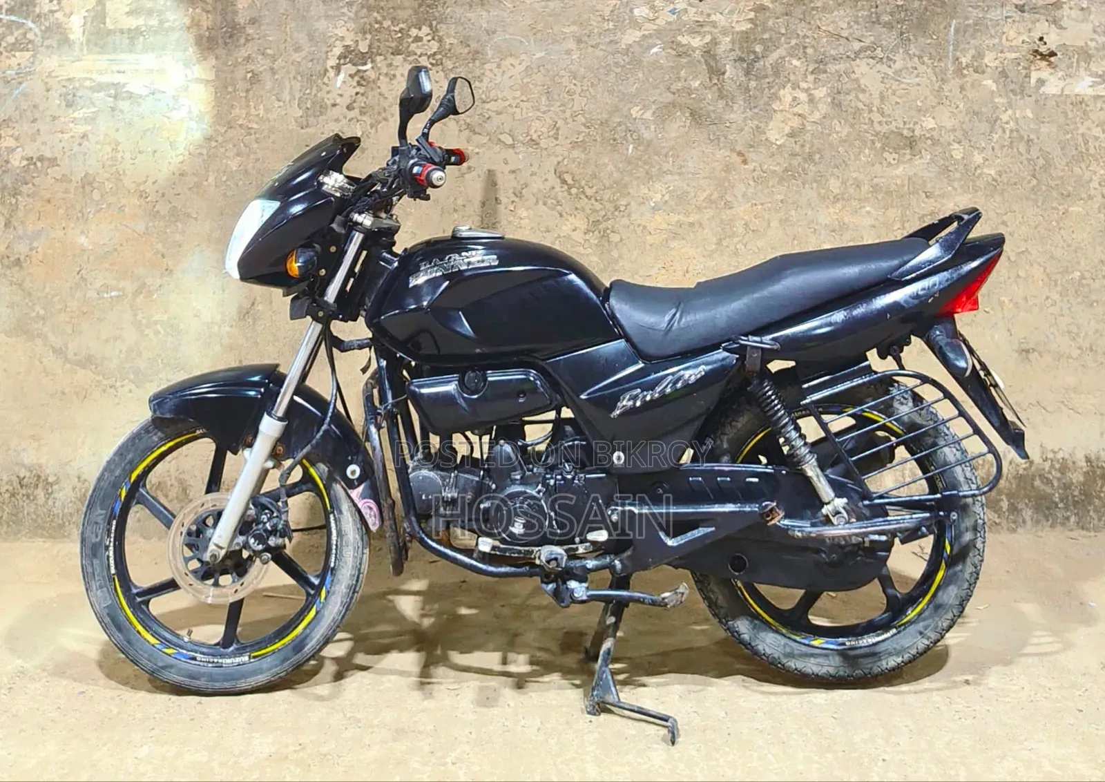 Runner Bullet 100 2010 Black