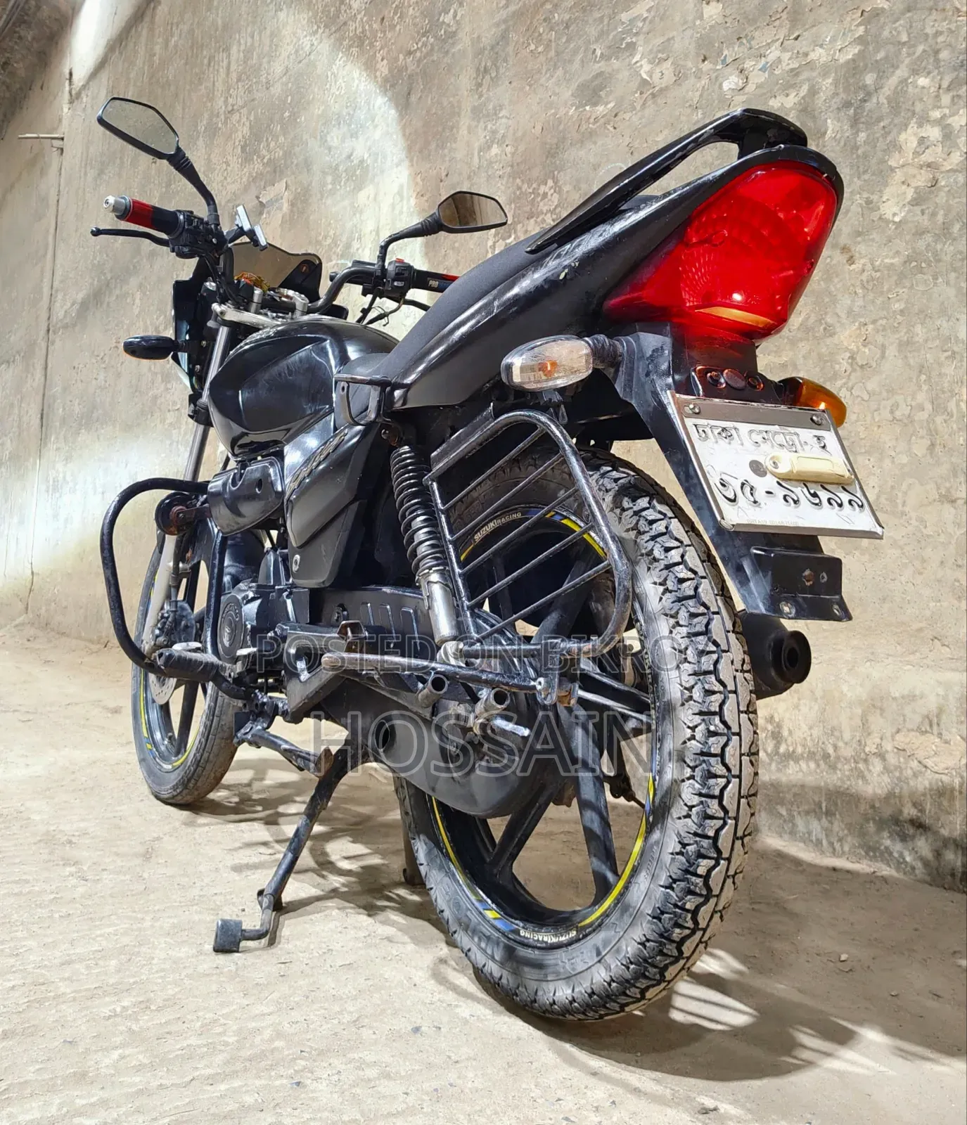 Runner Bullet 100 2010 Black